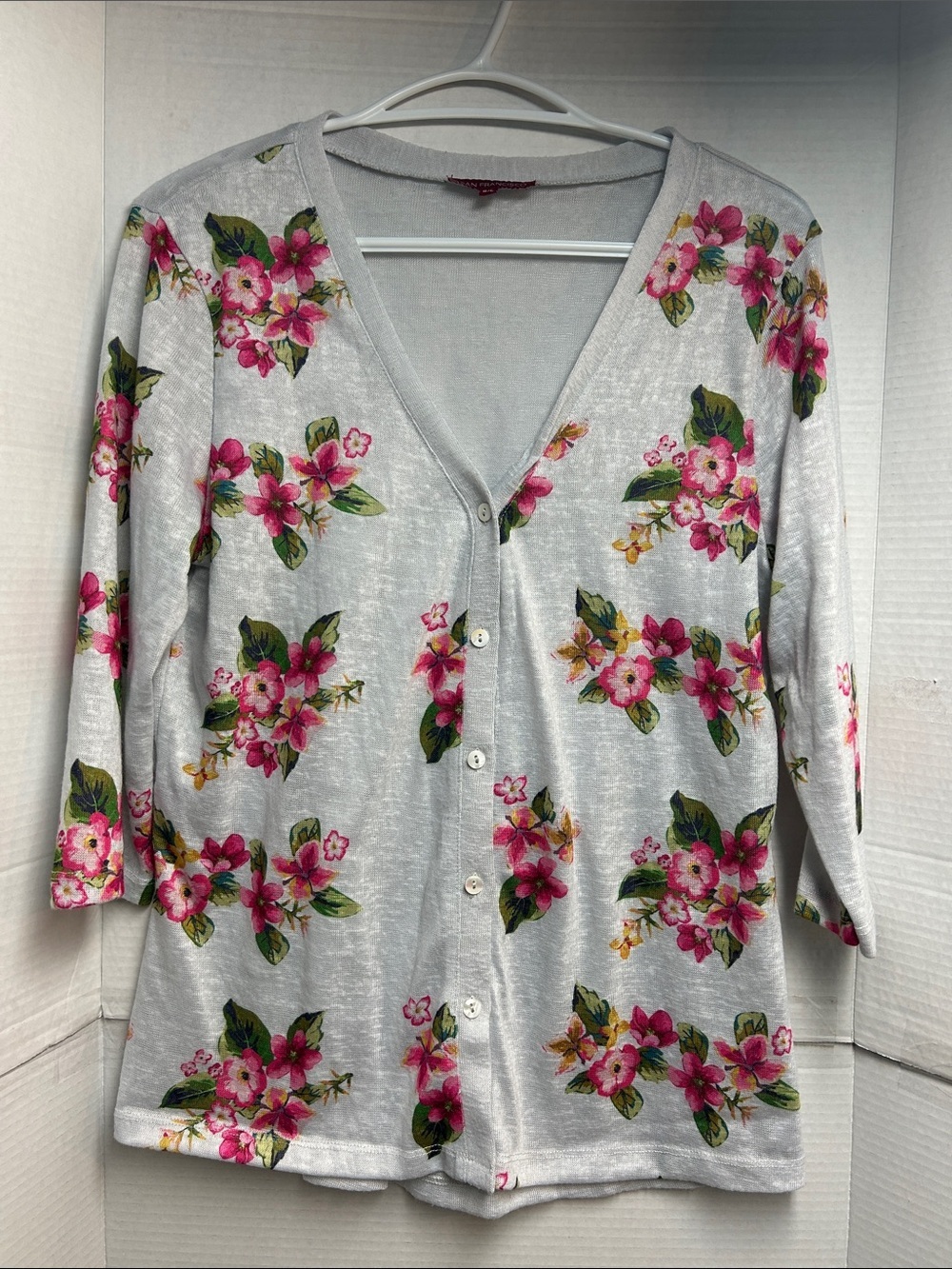 San Francisco Light Gray Floral Button-Up Cardigan with Pink Flowers Size L